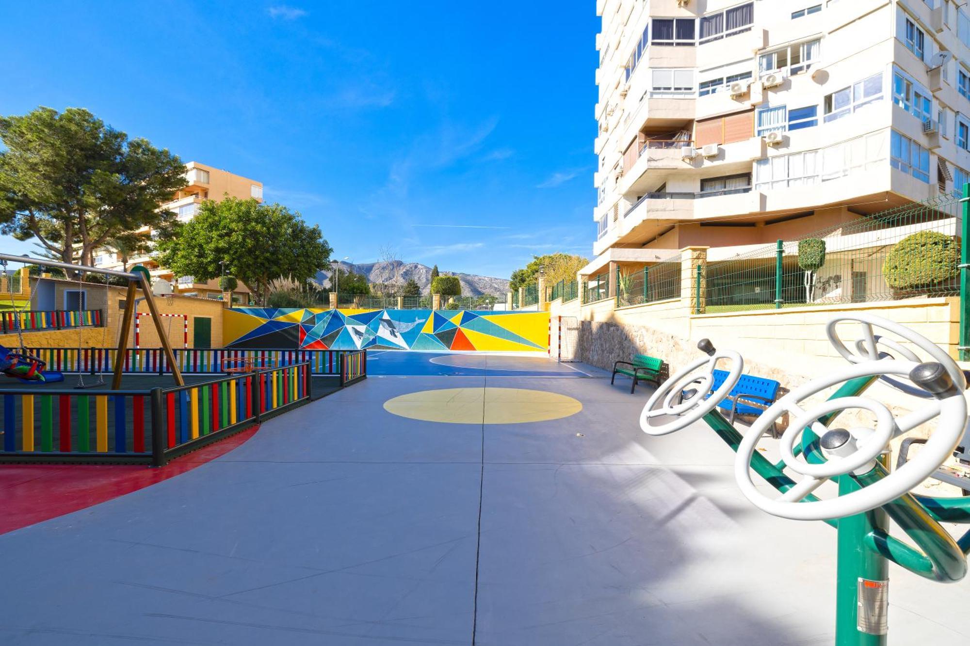 Sun Apartments 托雷莫利诺斯 外观 照片