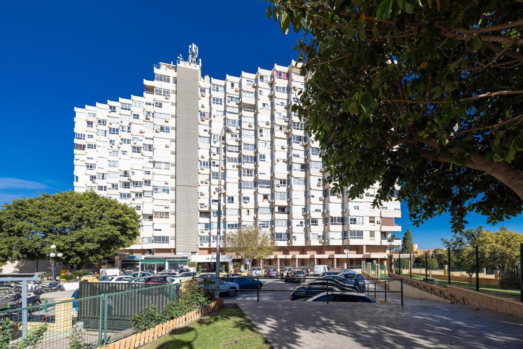 Sun Apartments 托雷莫利诺斯 外观 照片