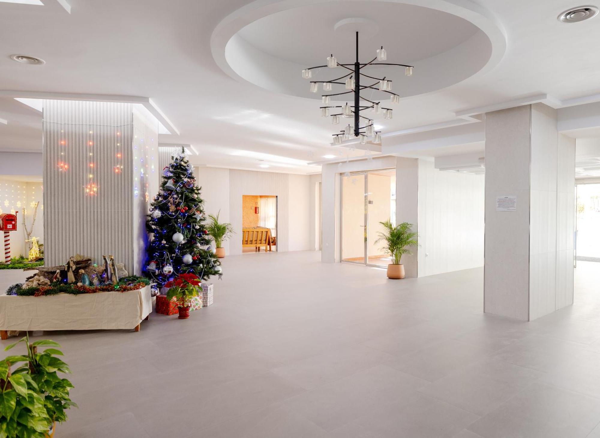 Sun Apartments 托雷莫利诺斯 外观 照片