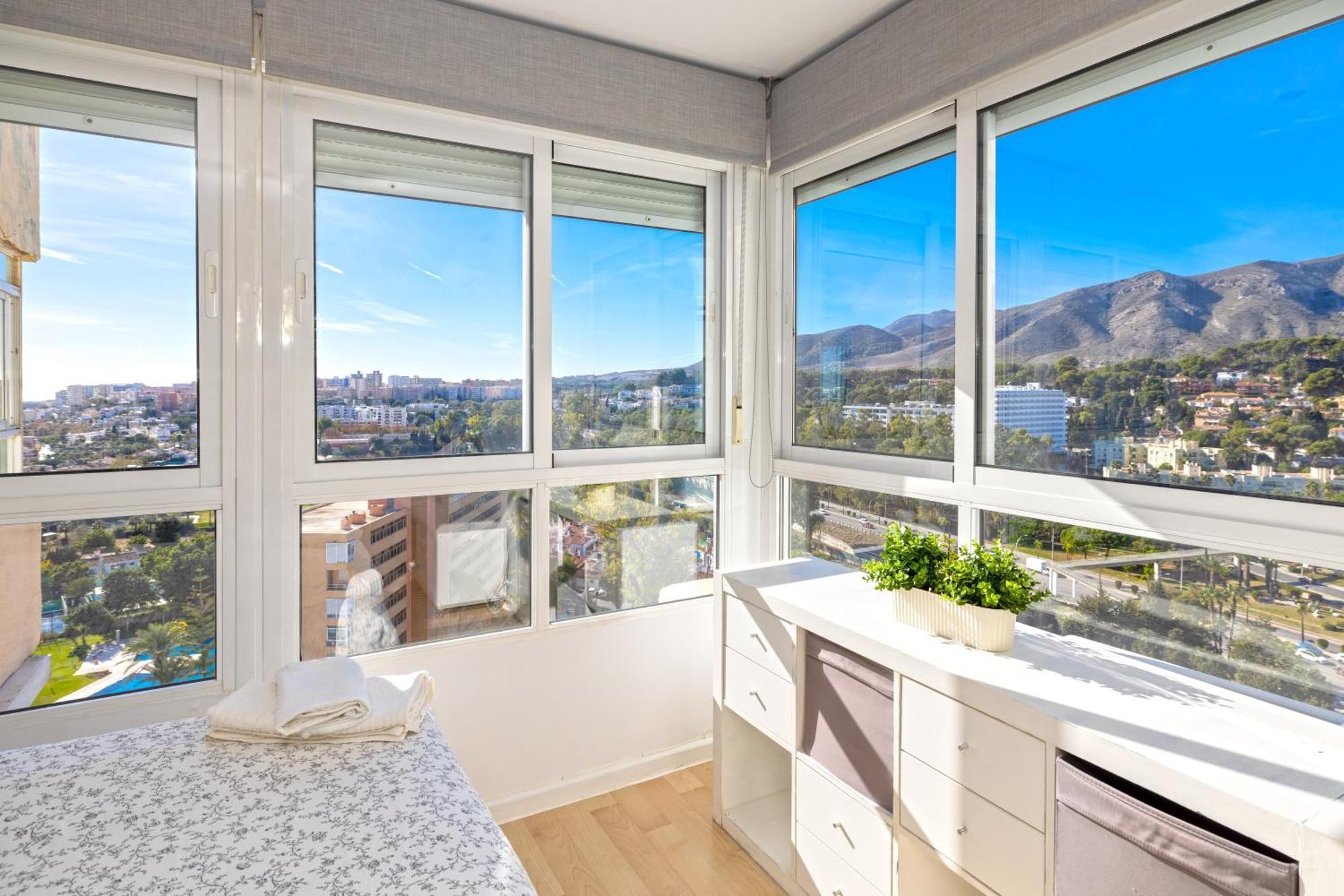 Sun Apartments 托雷莫利诺斯 外观 照片
