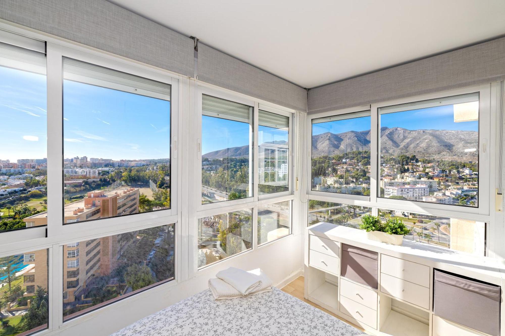 Sun Apartments 托雷莫利诺斯 外观 照片