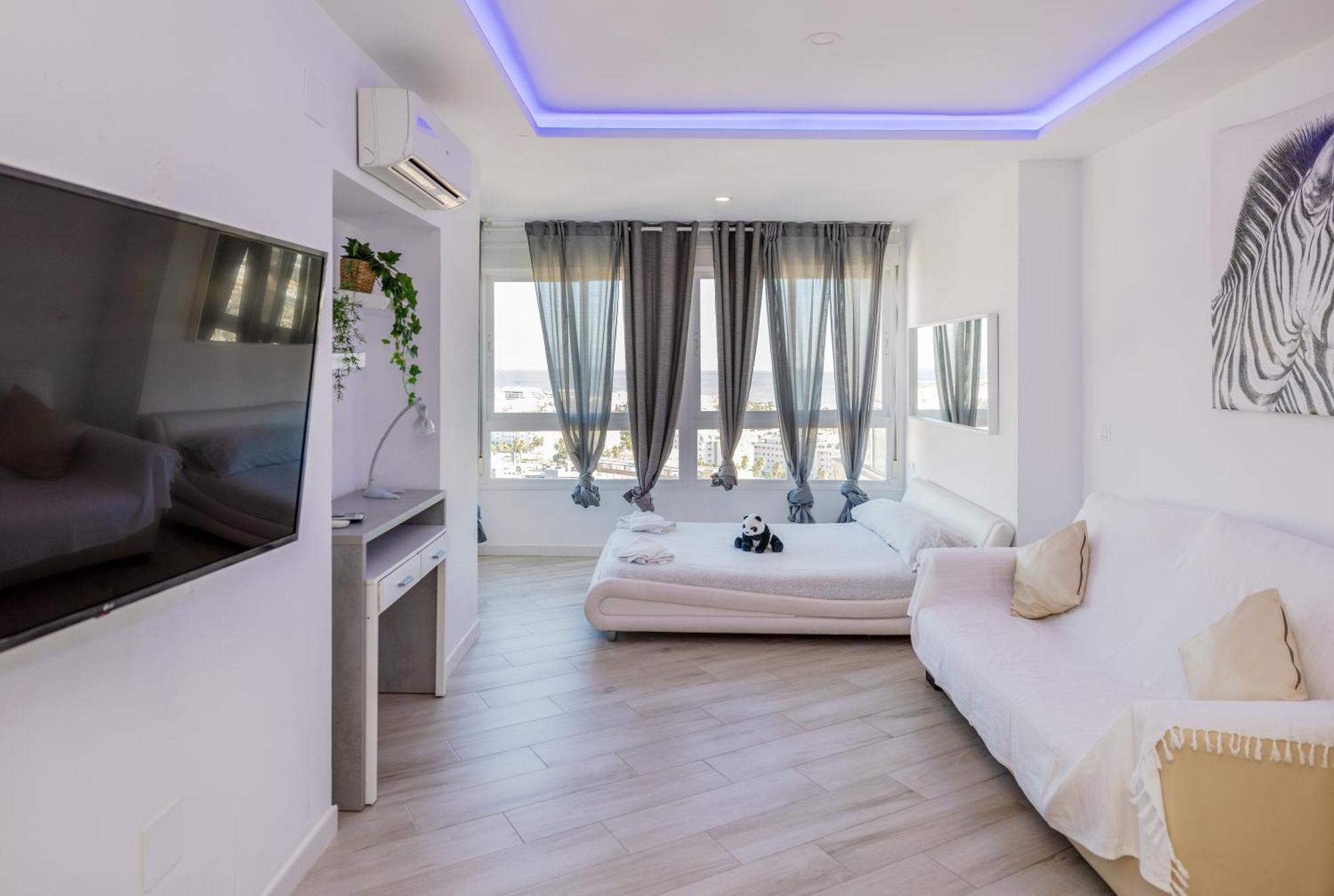 Sun Apartments 托雷莫利诺斯 外观 照片
