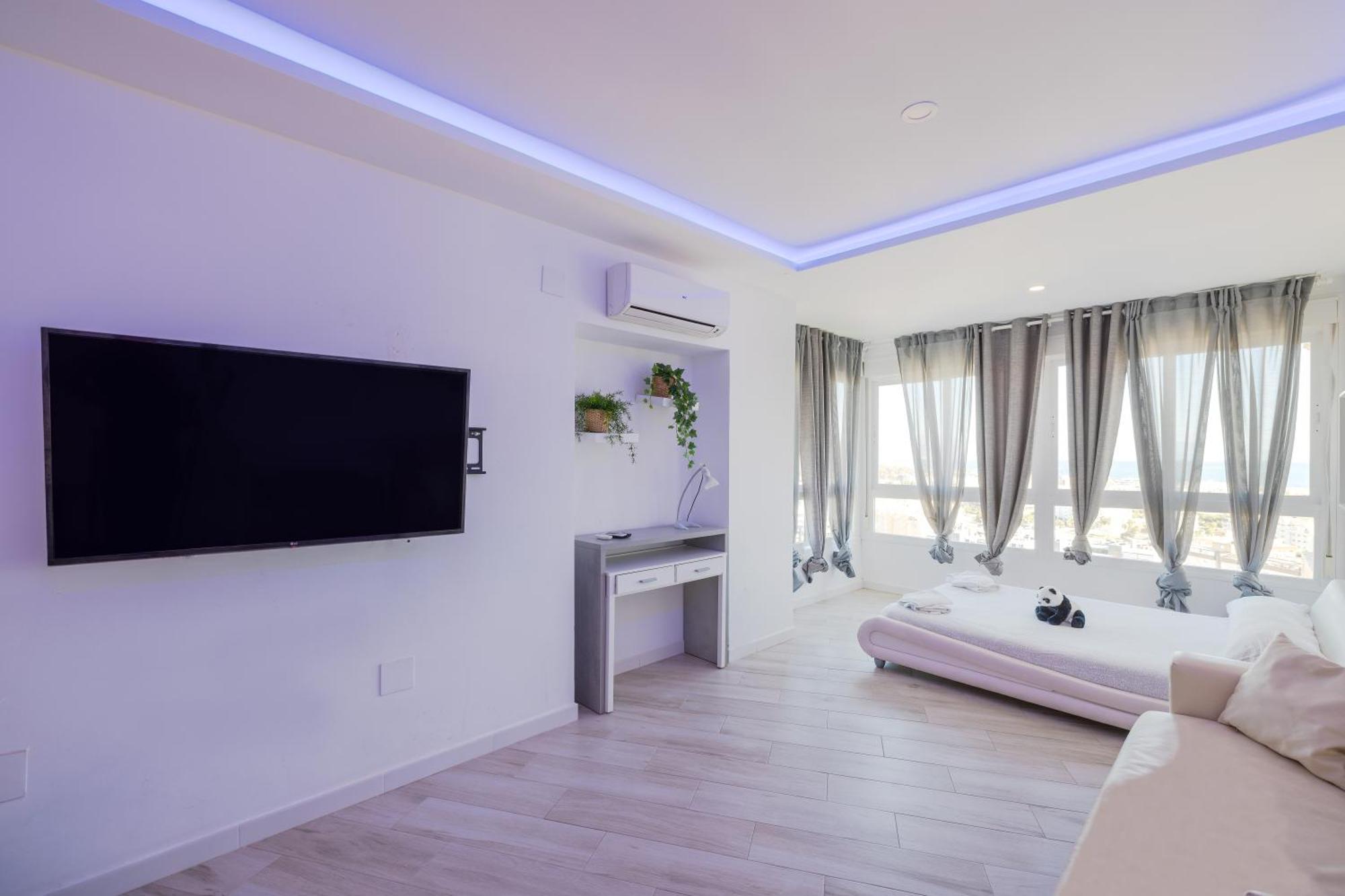 Sun Apartments 托雷莫利诺斯 外观 照片