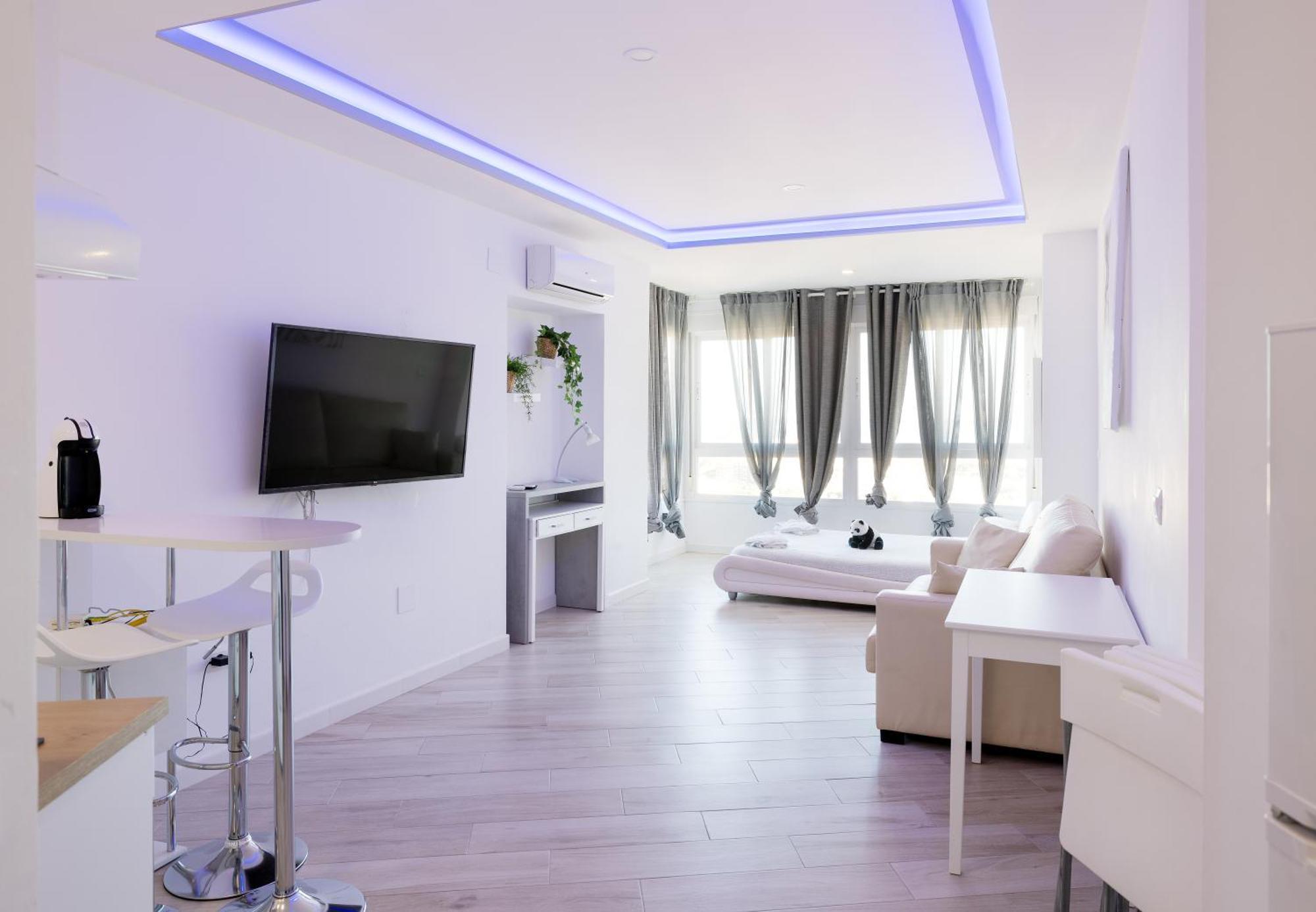 Sun Apartments 托雷莫利诺斯 外观 照片