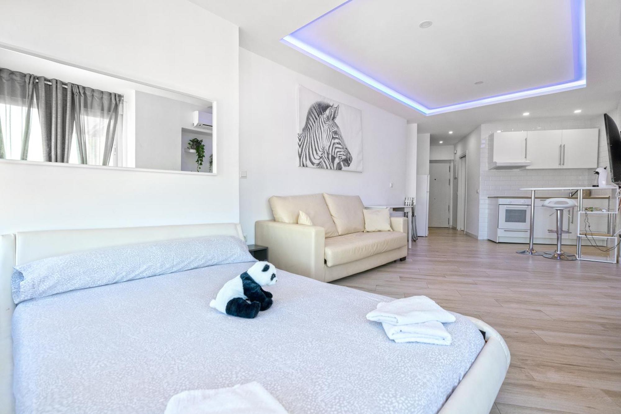 Sun Apartments 托雷莫利诺斯 外观 照片