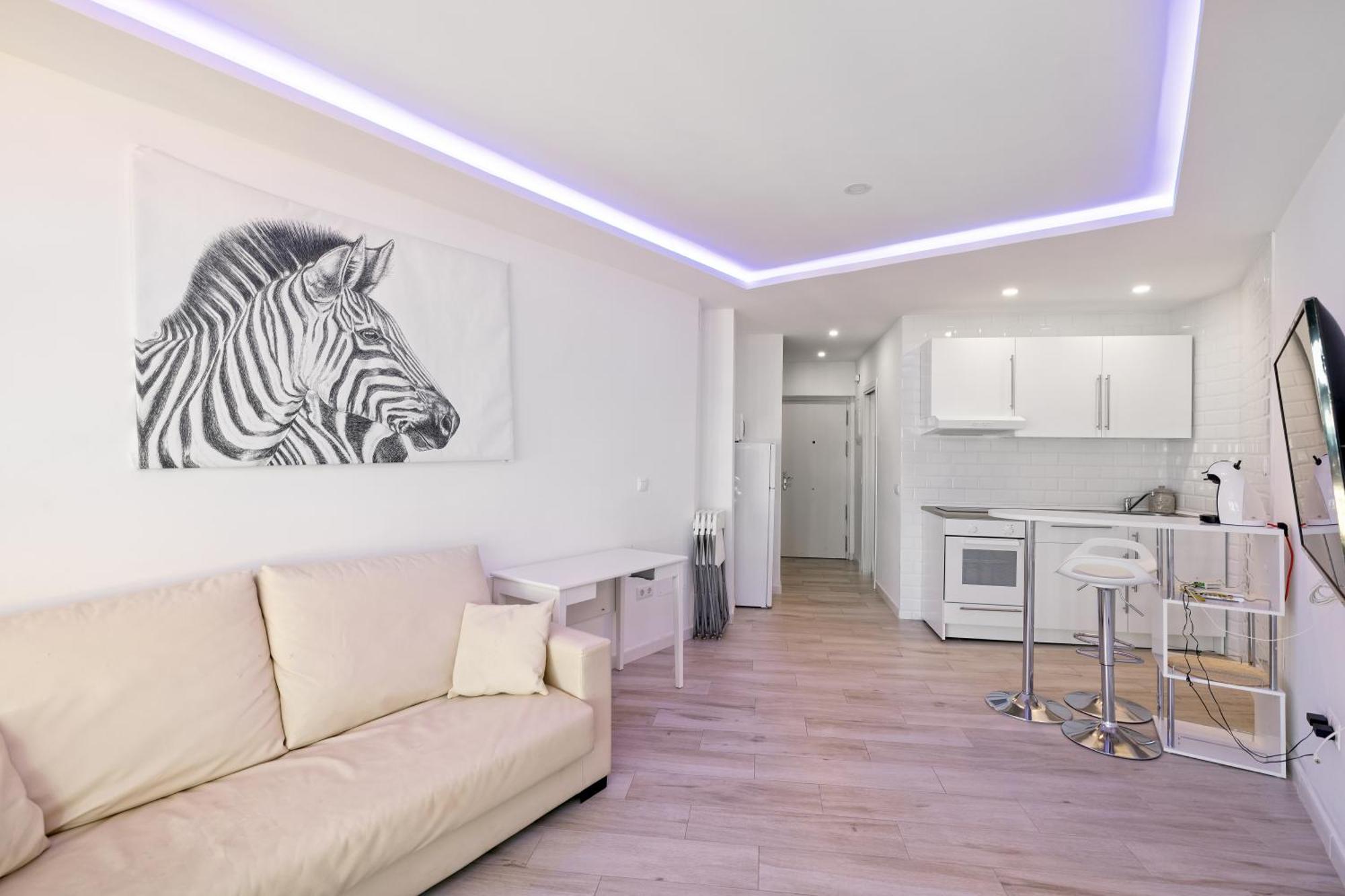 Sun Apartments 托雷莫利诺斯 外观 照片